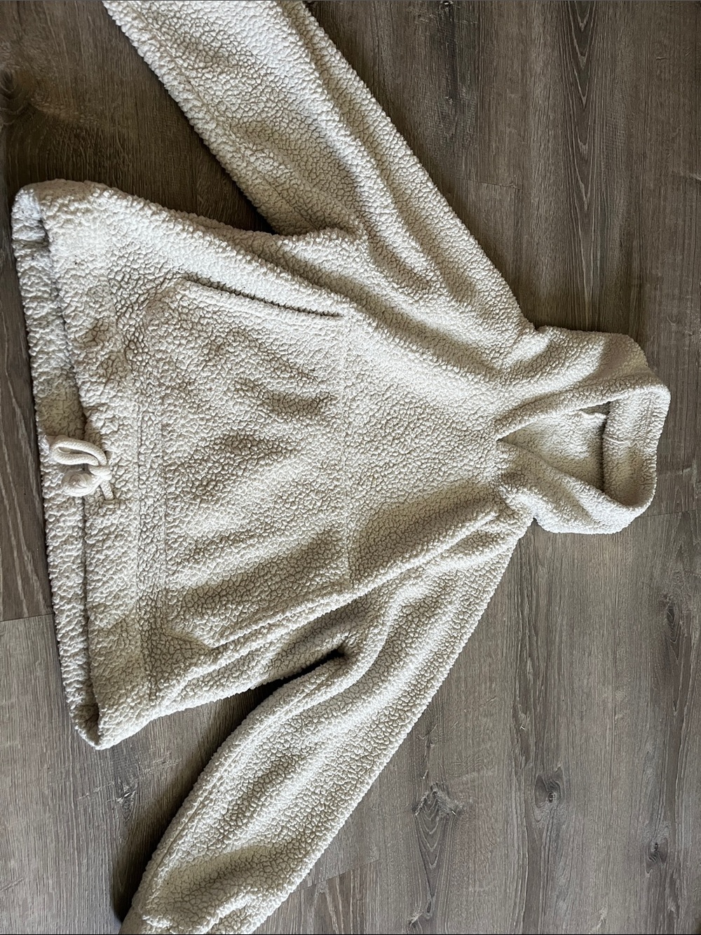 American Eagle Outfitters Cream Sherpa Hoodie